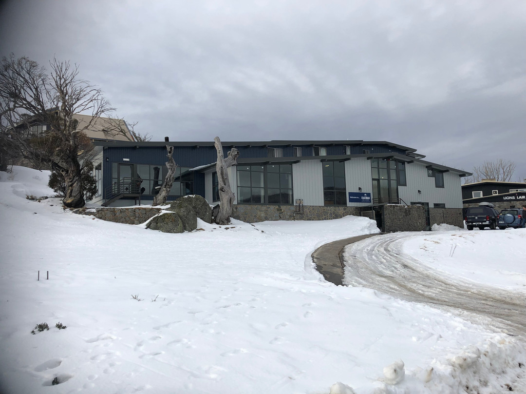 The Coachman Ski Lodge主图