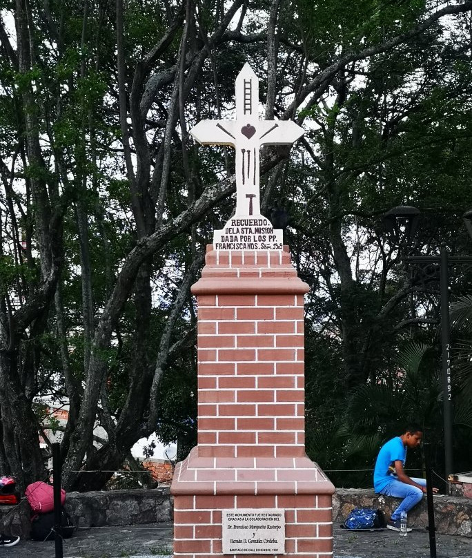 Parque Artesanal Loma de la Cruz-卡利必去景点