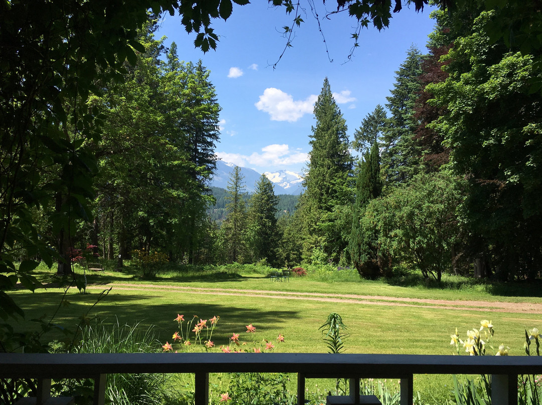 Wedgwood Manor and Glamping Retreat主图