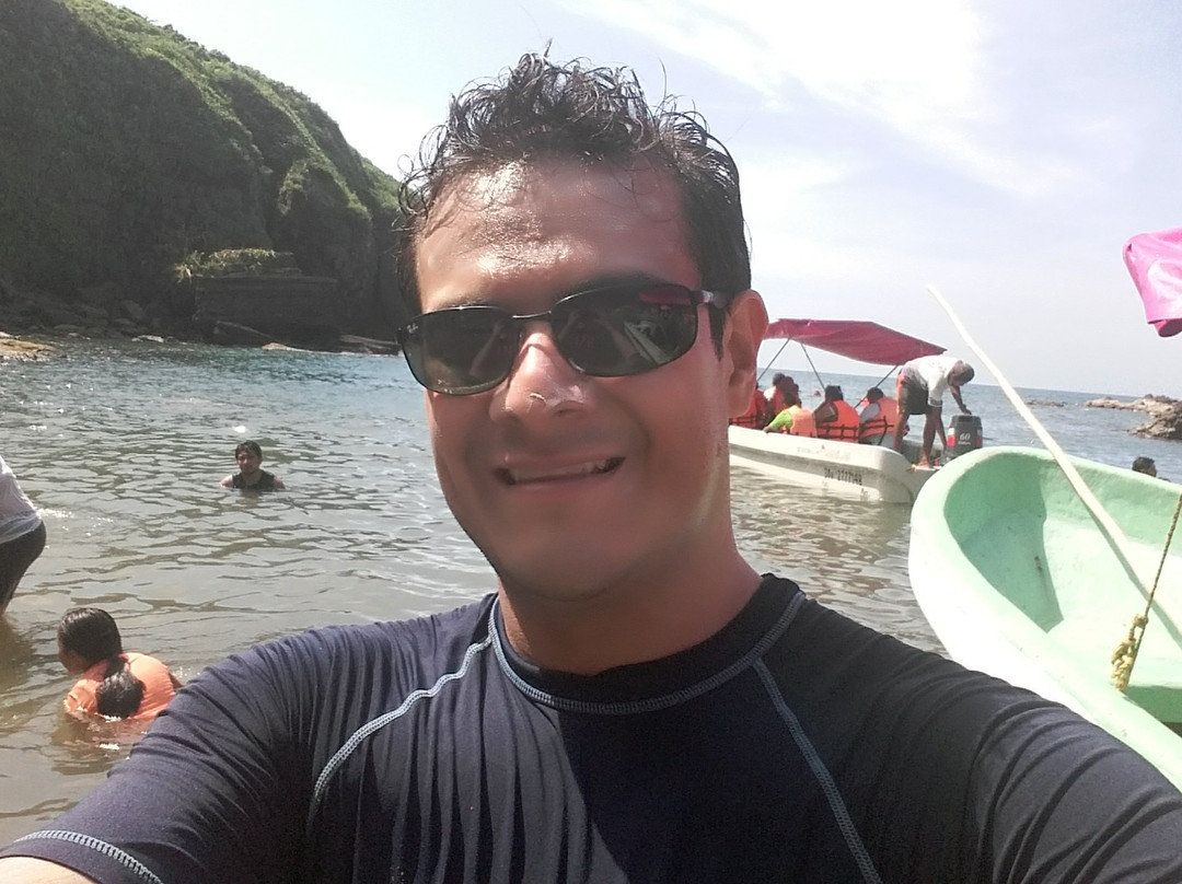 Escondida Beach景点图片