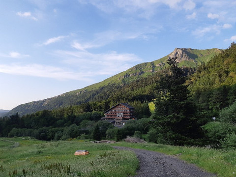Picherande酒店住宿-Hôtel Le Puy-ferrand
