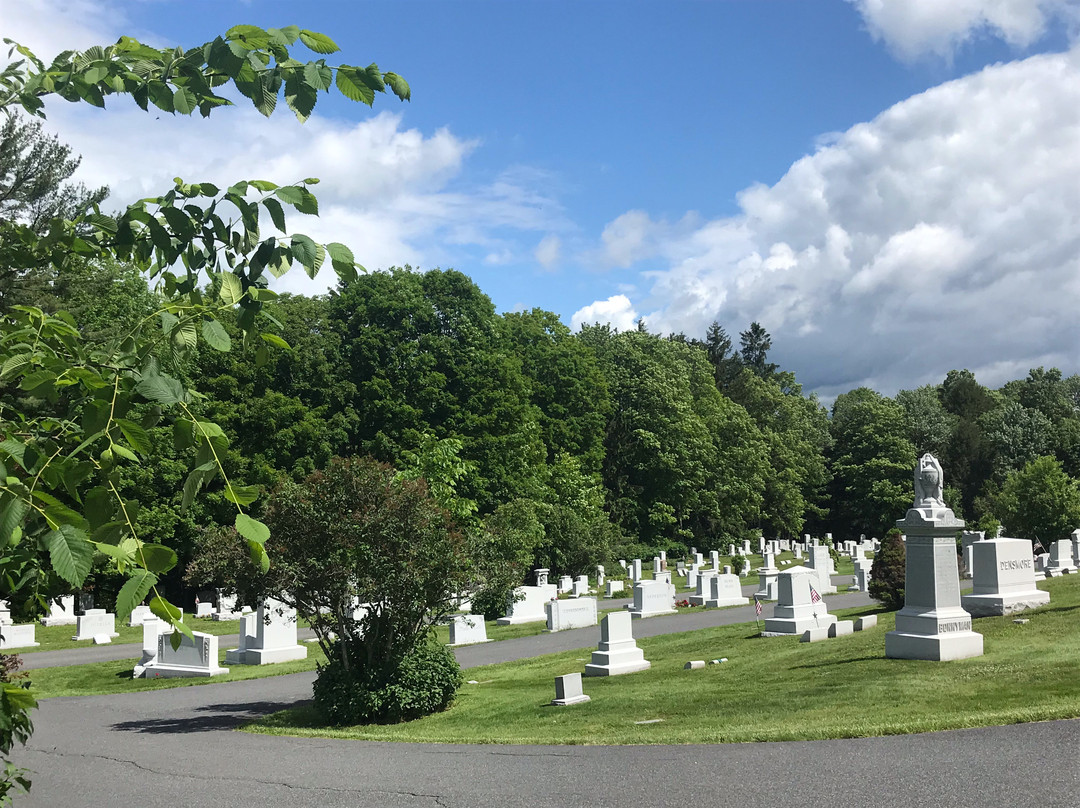 Hope Cemetery景点图片