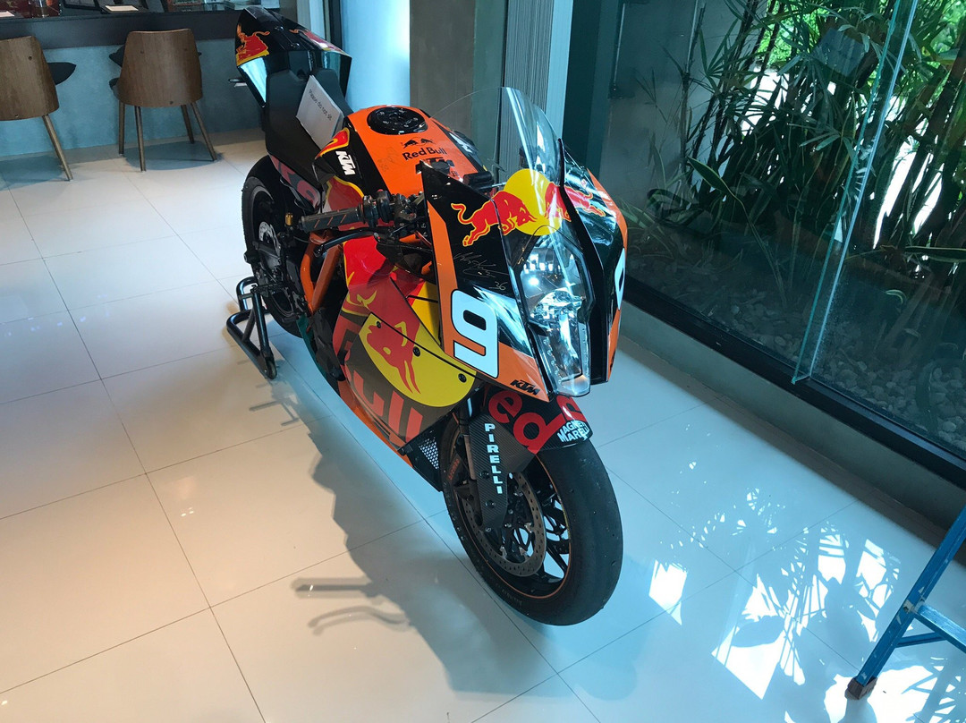 Cresco Hotel Buriram主图