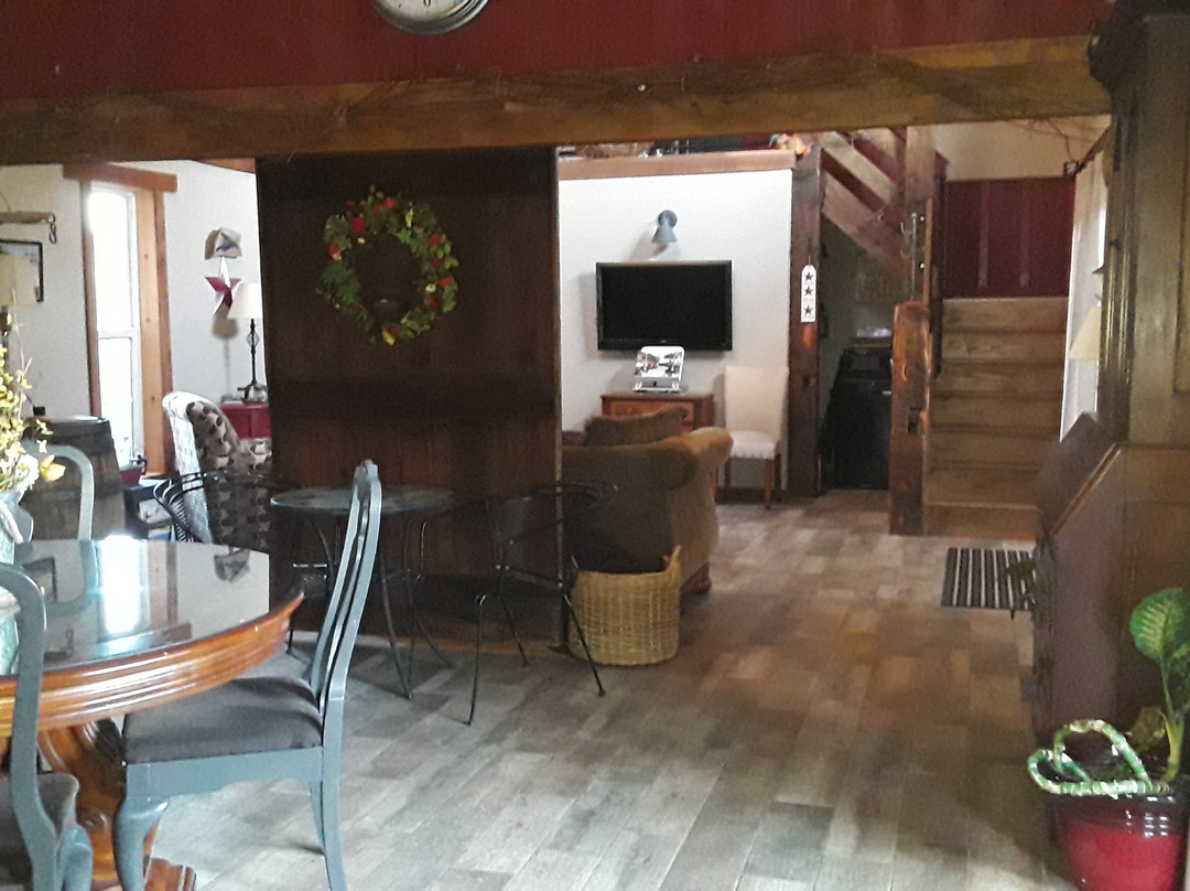 Cooke's Creekview Bed and Breakfast主图