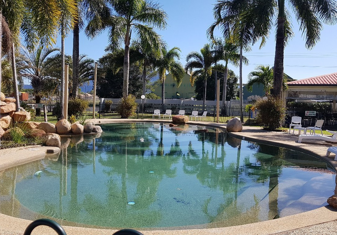 Lucinda Village主图