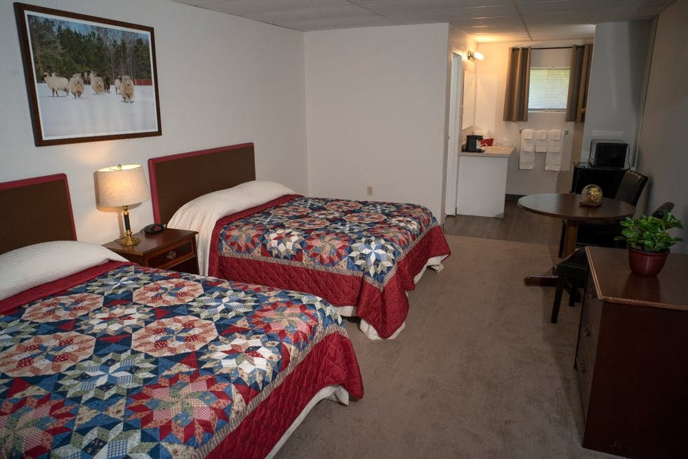 Surrey House Country Inn主图