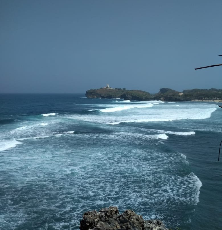 Slili Beach景点图片