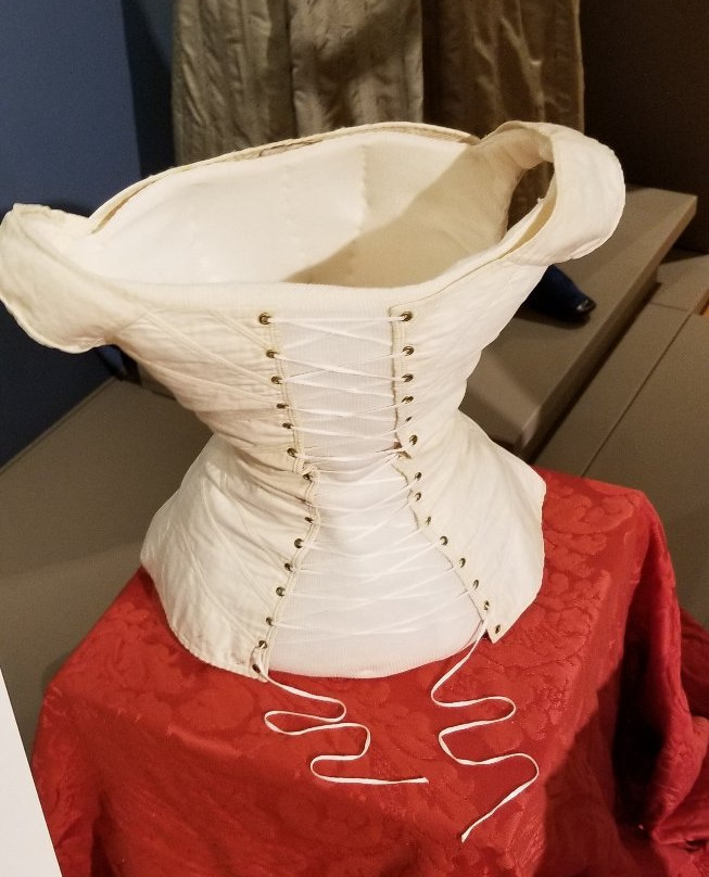 Newburg旅游景点-Fashion Archives and Museum of Shippensburg University