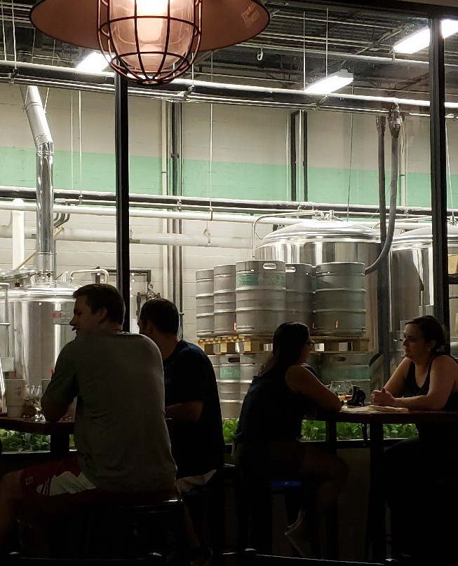 Bond Brothers Beer Company景点图片