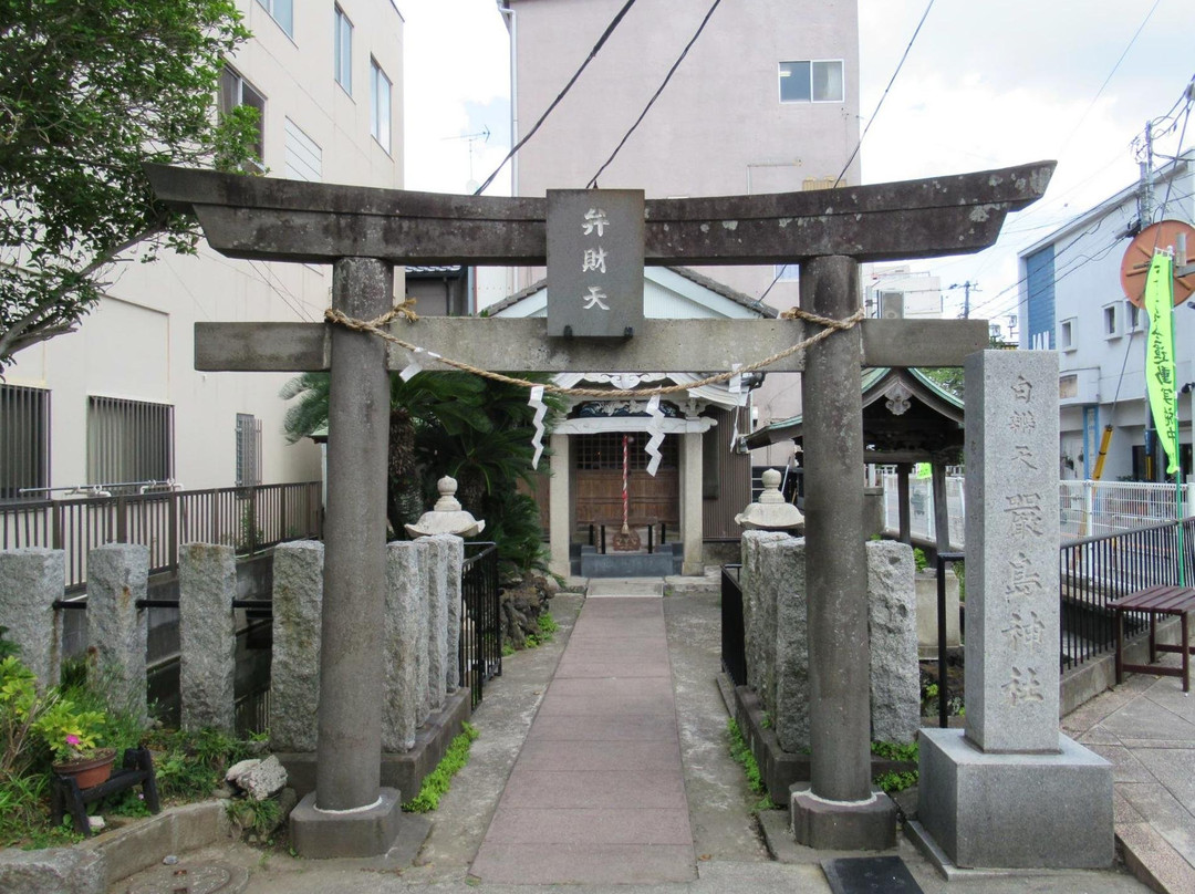 Ikutsushima Shrine景点图片