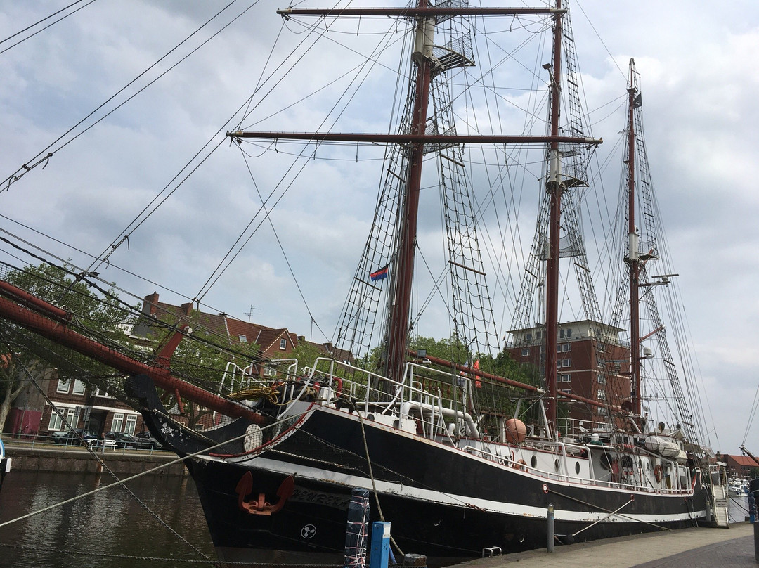 Hafenrundfahrt Emden-Emden必去景点