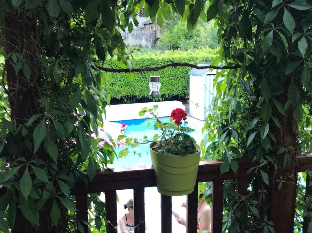 Auberge St Fleuret主图
