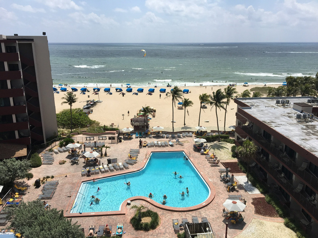 Lighthouse Cove Resort主图