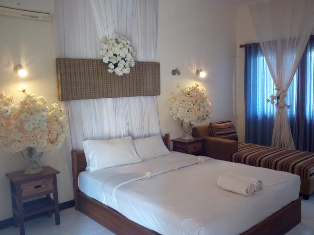 美当娜海湾旅馆主图