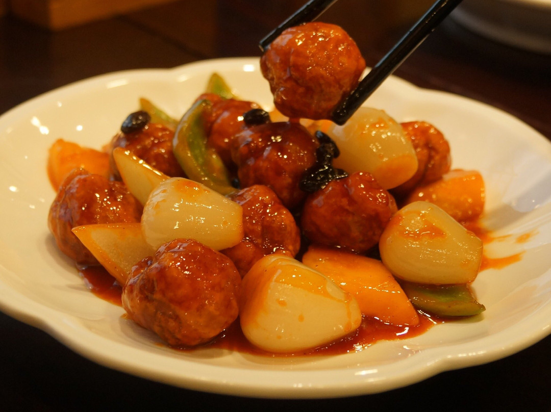 Mun Ting Fong