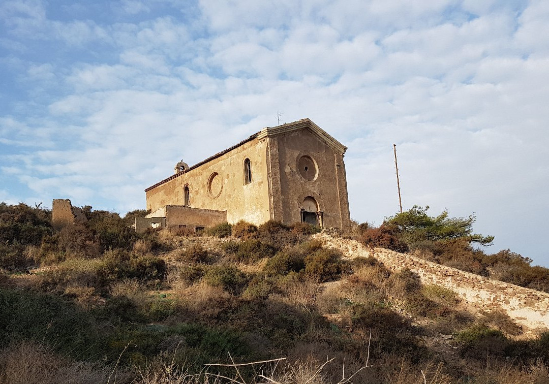 Antigua Iglesia de Escombreras景点图片