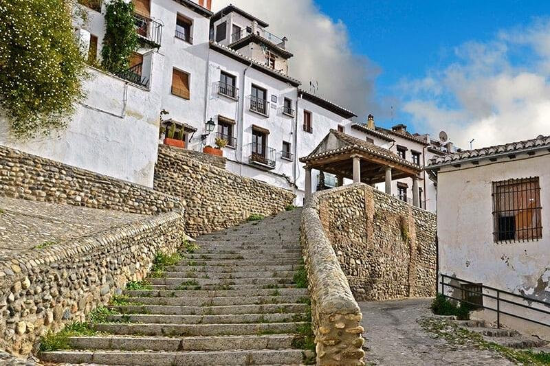 Granada en tus manos-格拉纳达必去景点