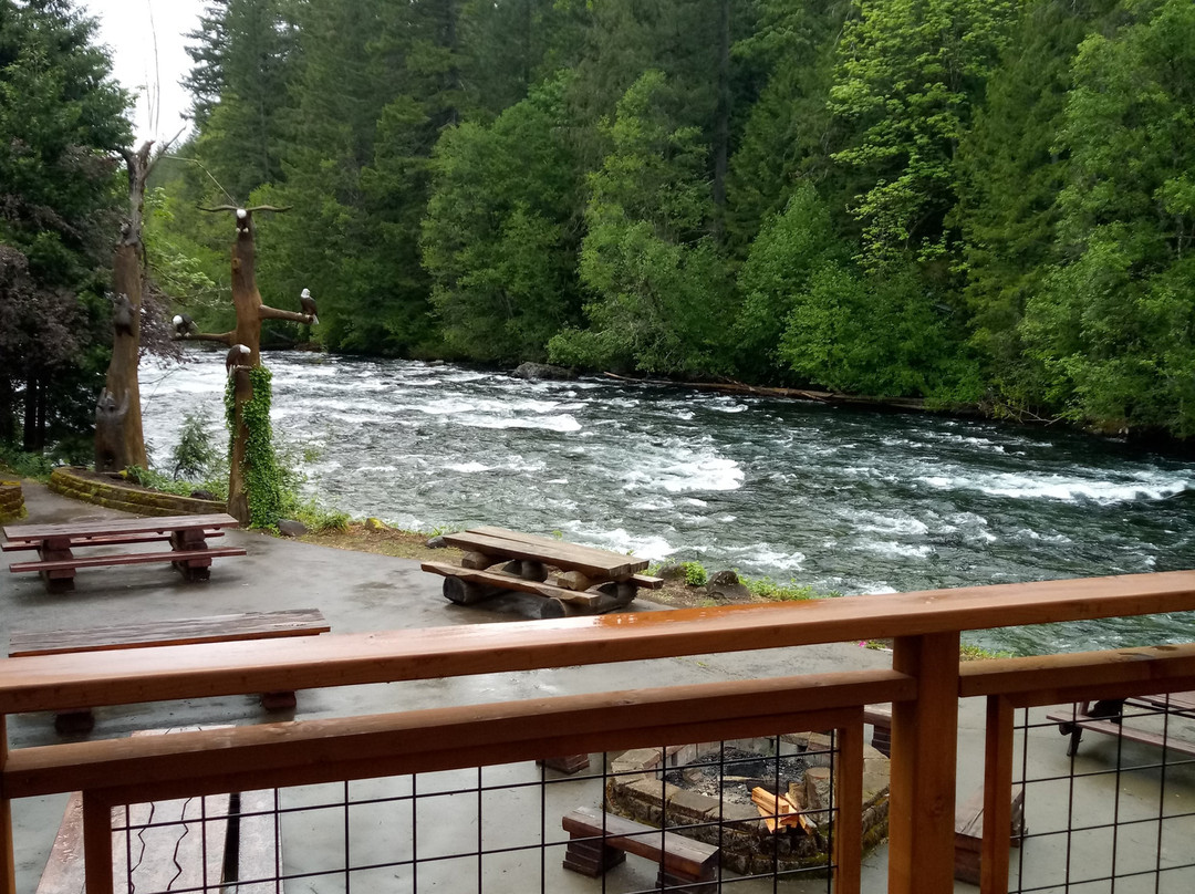 McKenzie River Trail-McKenzie Bridge必去景点