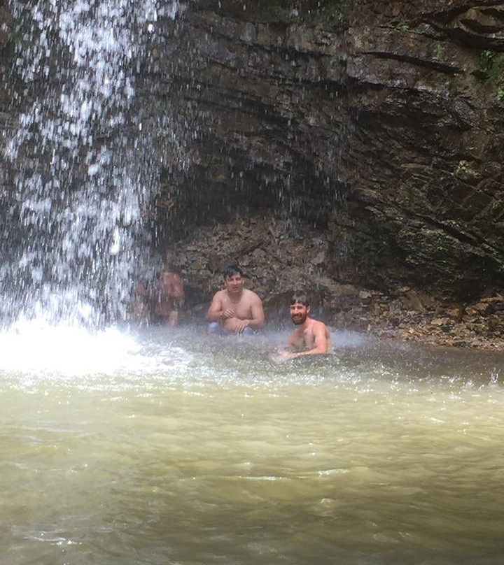 Cascadas Kintia Panki景点图片