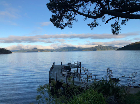 Resolution Bay旅游攻略图片