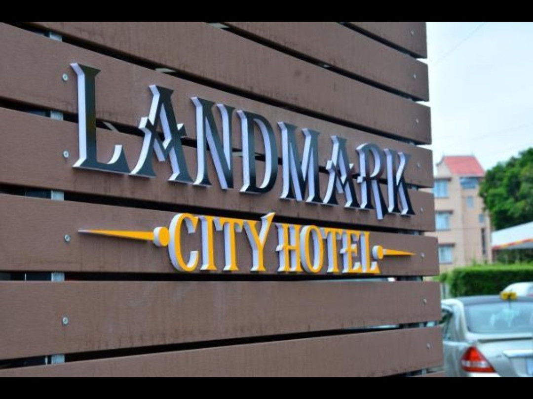 Landmark Quatre bornes主图