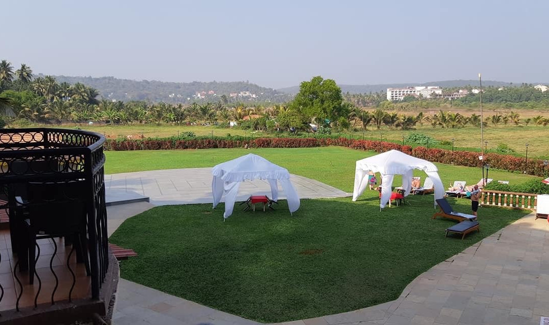 纳兹里度假村主图