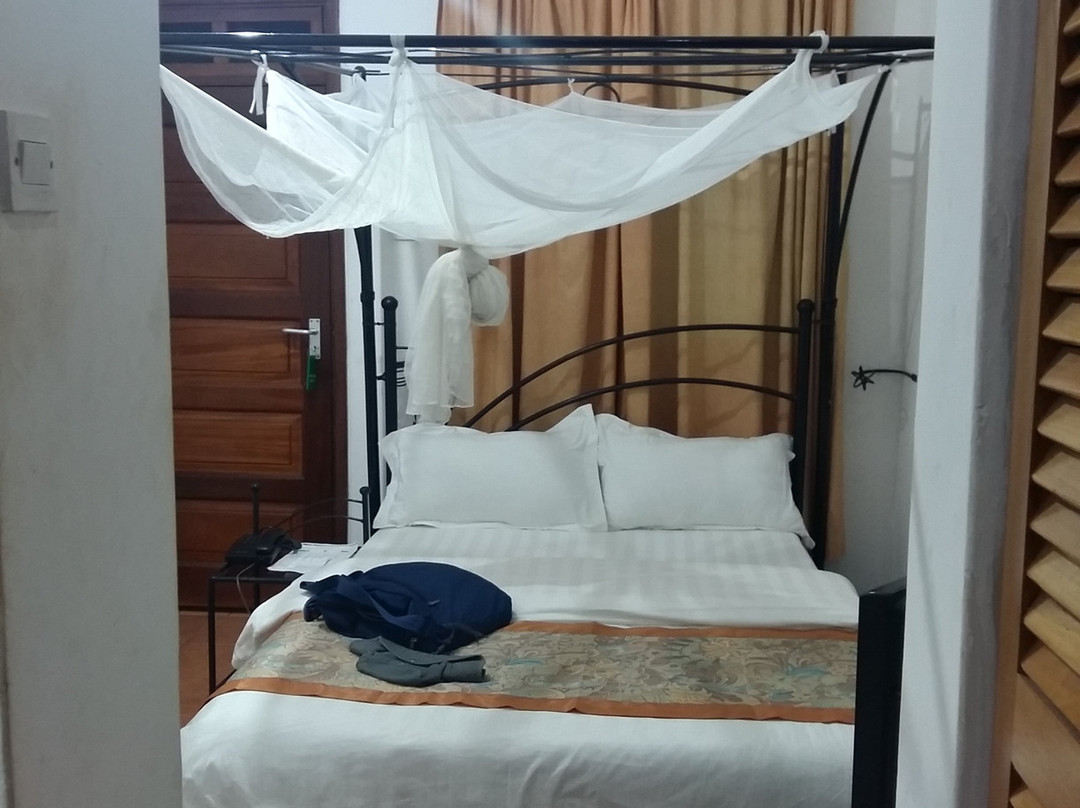 Two Seasons Hotel主图