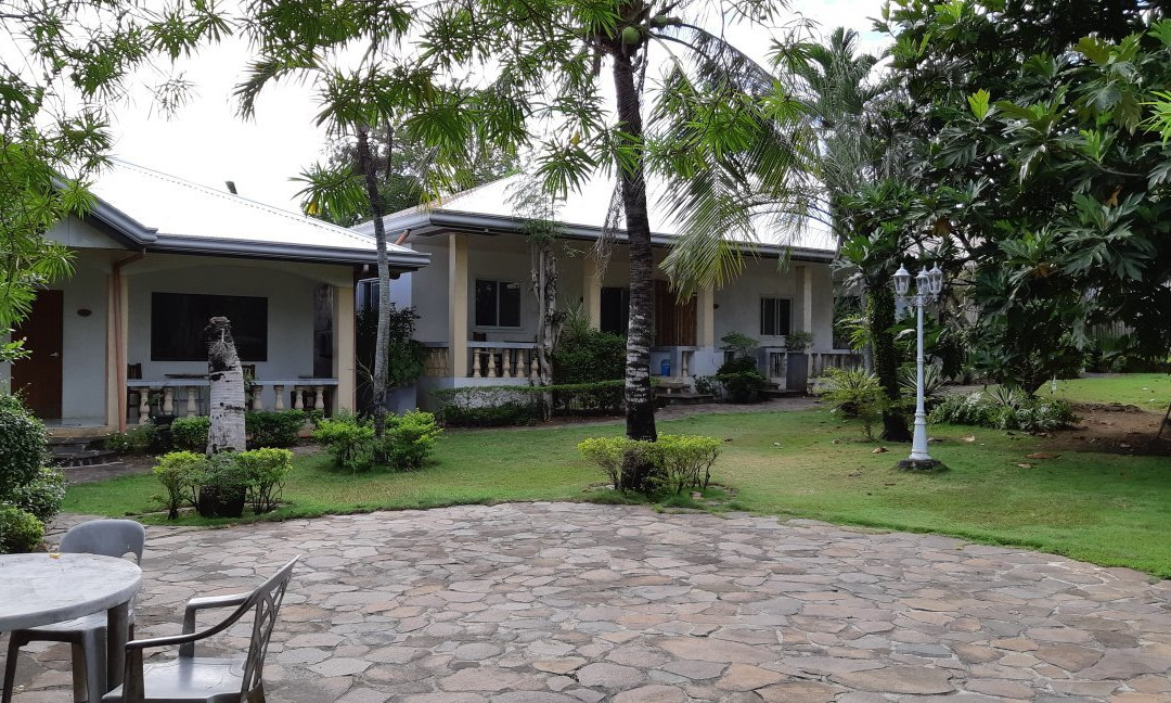 拉普拉普小屋酒店