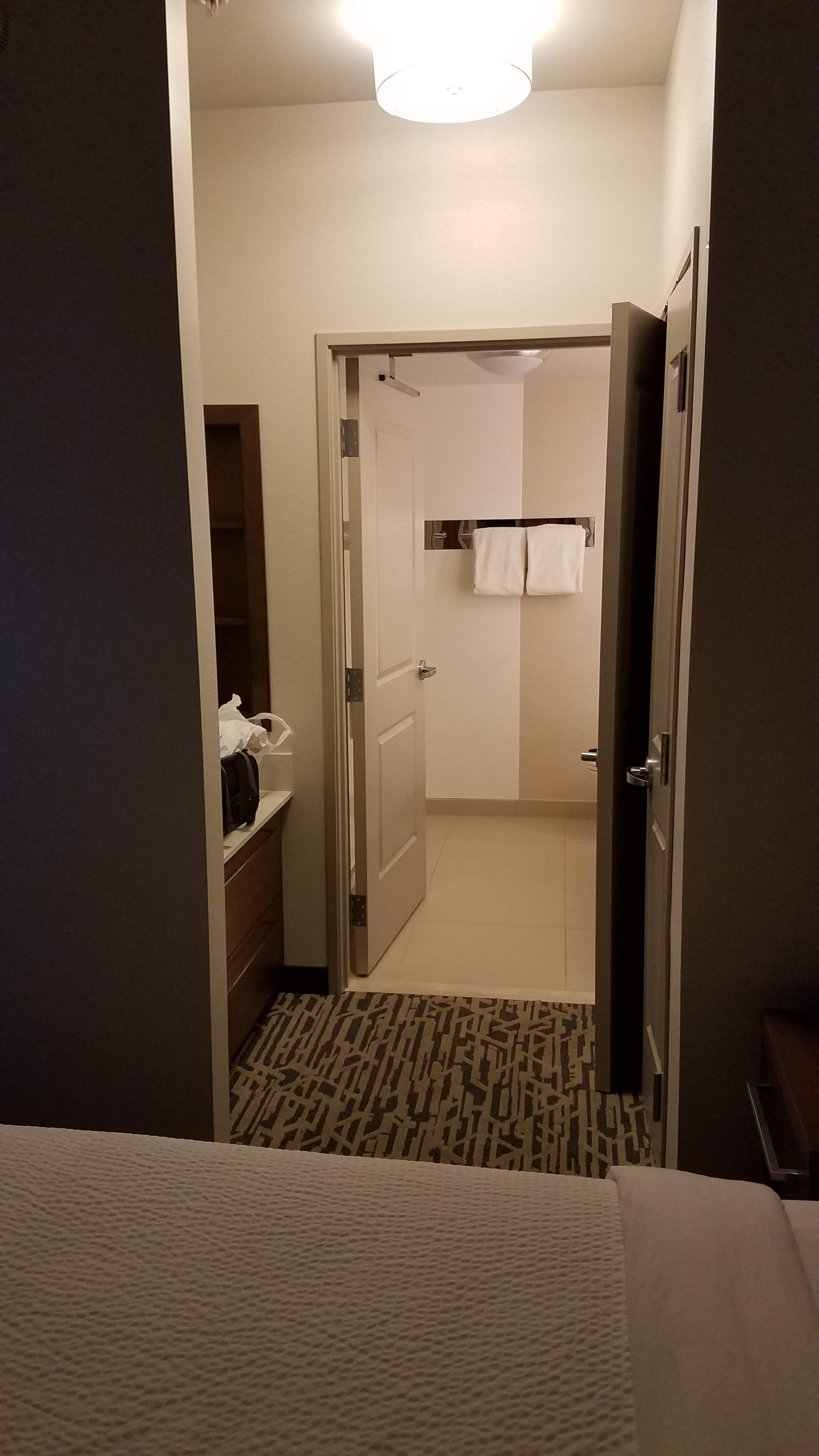 Residence Inn Phoenix Chandler/south-浴室