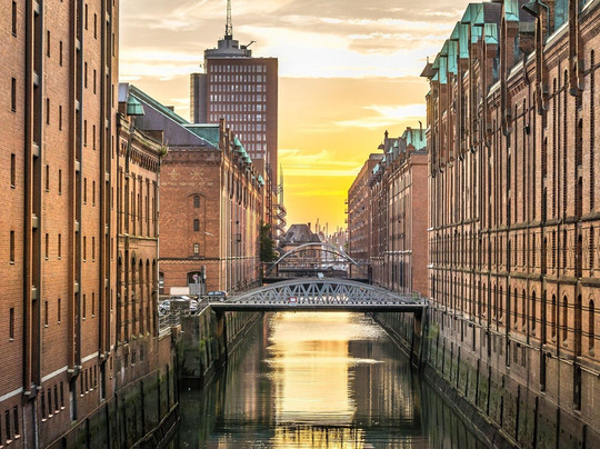 Nova Fairy Tales Hamburg