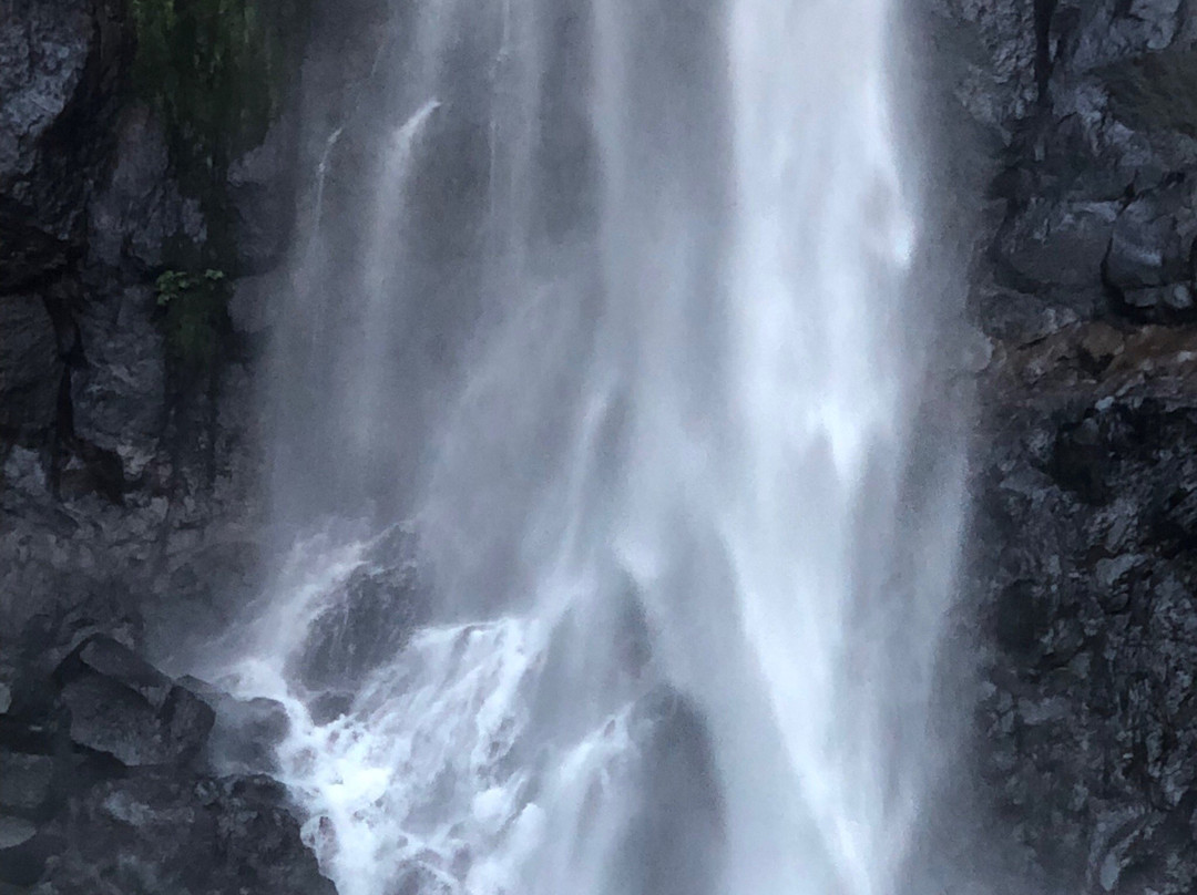 Ogi Waterfall景点图片