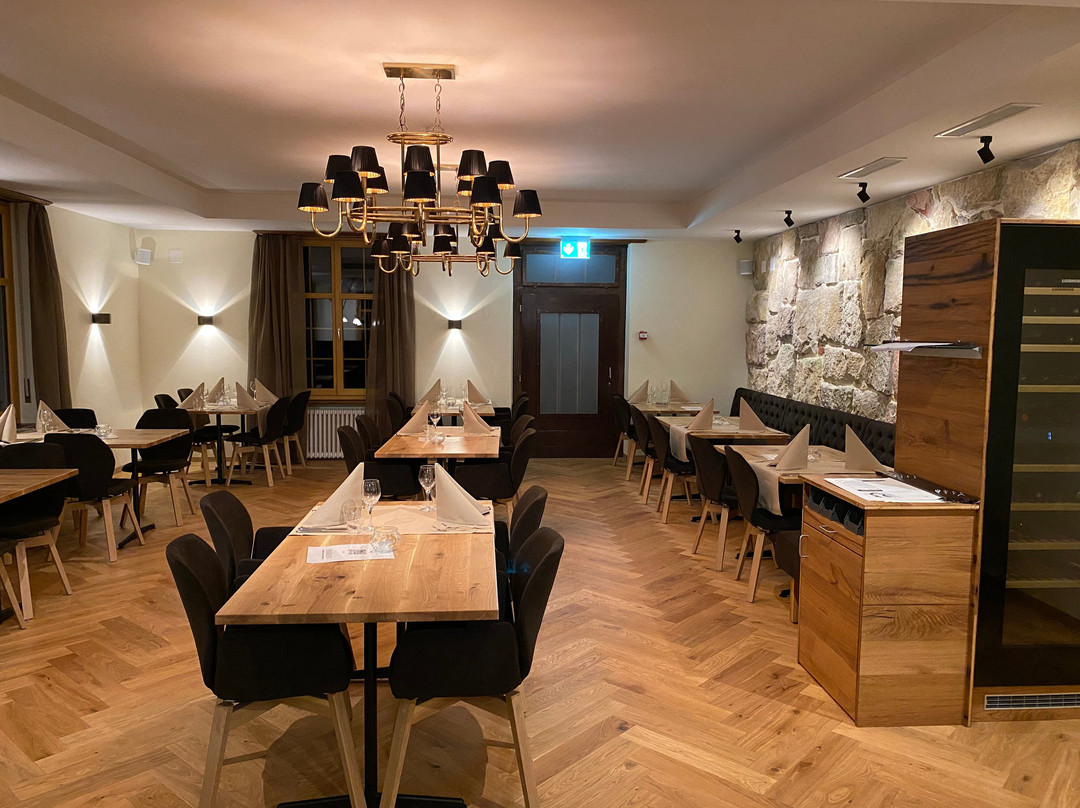 Oberbipp餐馆和美食-Hotel & Restaurant Bären Niederbipp