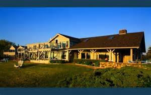 Small Point餐馆和美食-Log Cabin Restaurant