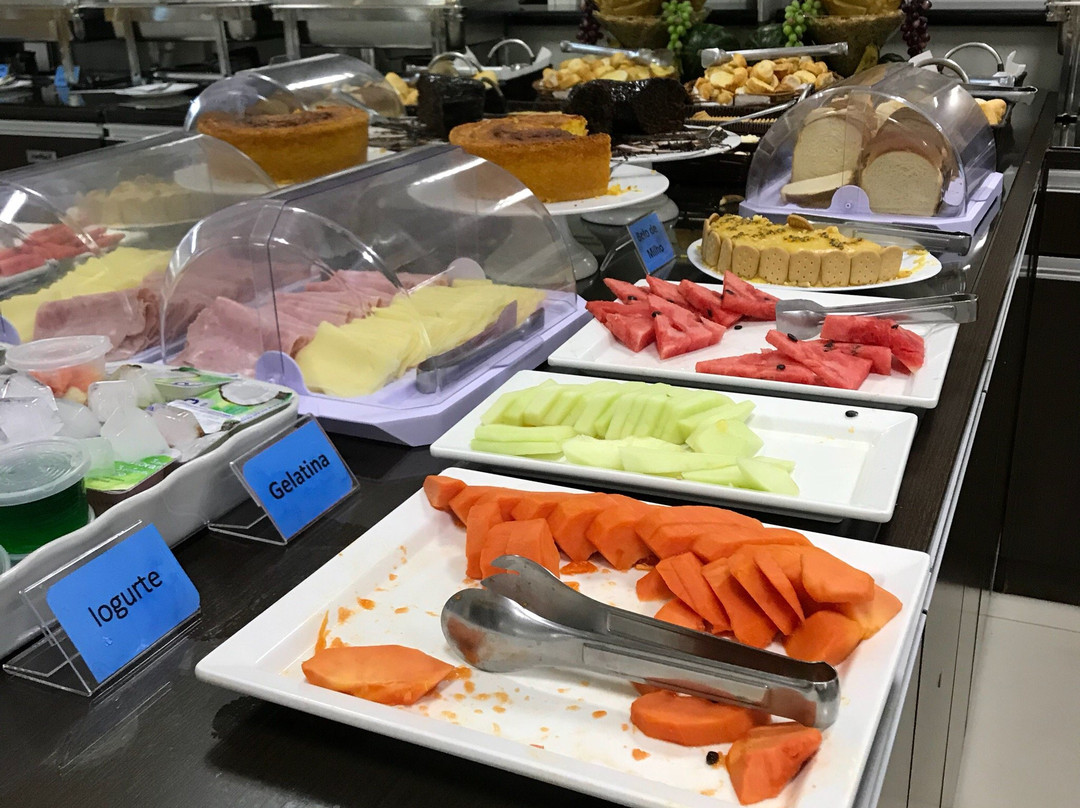 Imperial Plaza Hotel主图