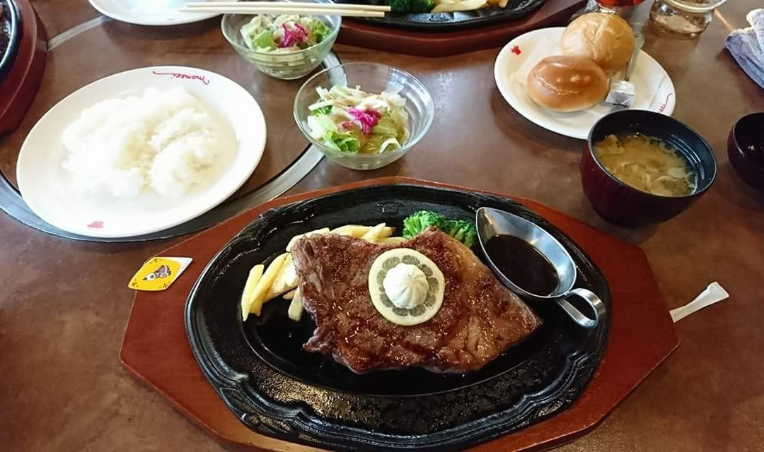 肉の万世 佐野インター店