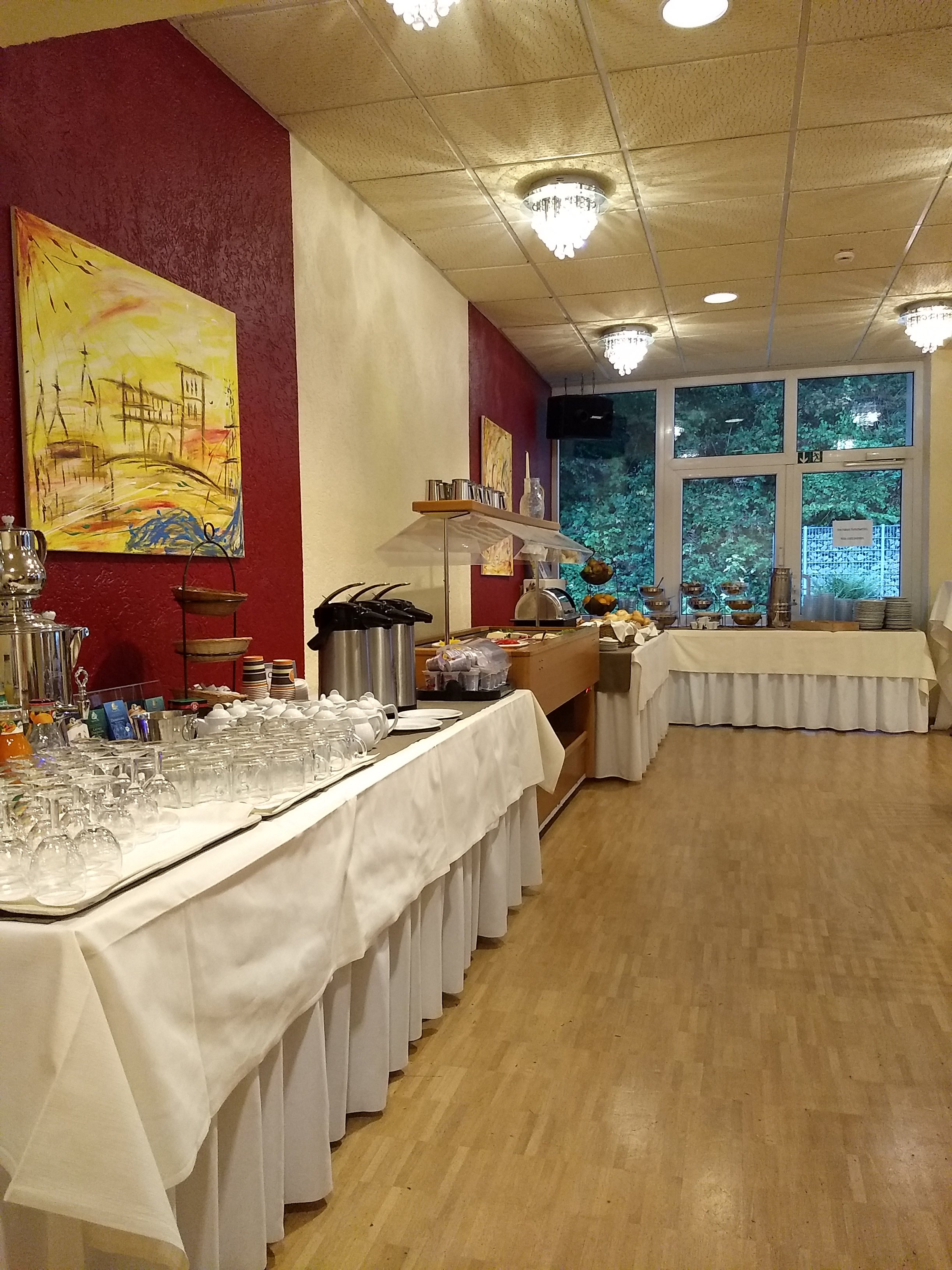 Schroeders Stadtwaldhotel-餐饮