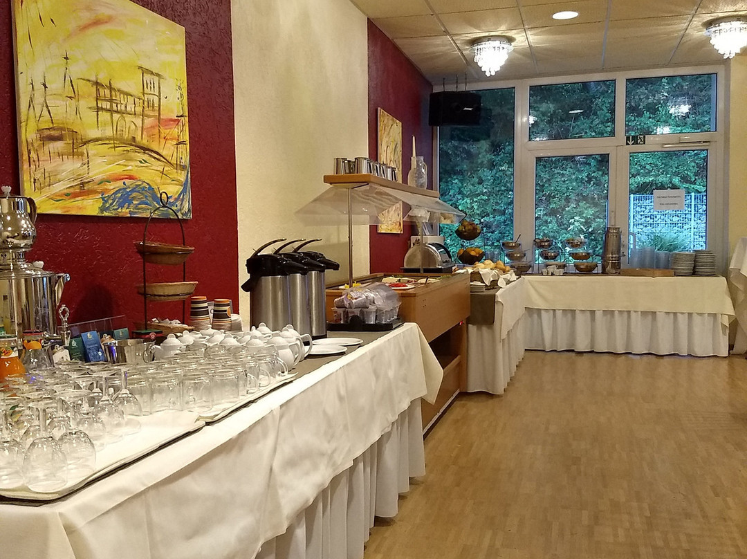 Schroeders Stadtwaldhotel主图