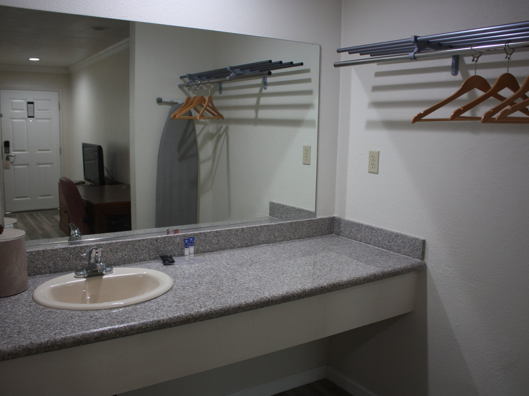 Value Inn & Suites主图