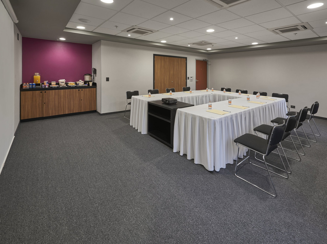 City Express By Marriott Tampico主图