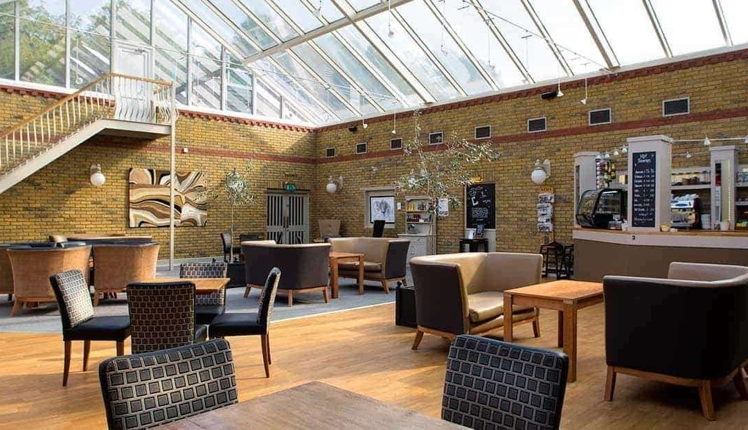 Brandshatch Place Hotel & Spa主图
