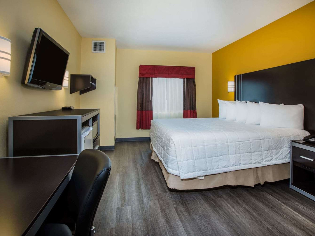 Days Inn & Suites by Wyndham Augusta Near Fort Gordon主图