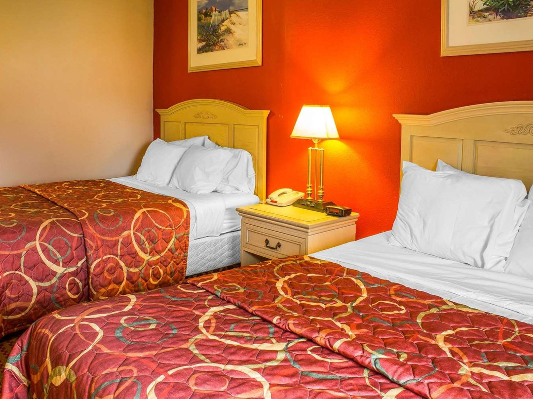 Econo Lodge Inn & Suites Walnut主图