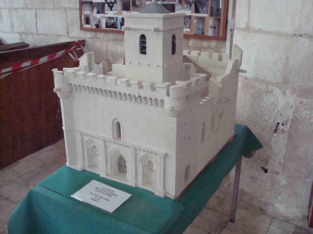 Eglise Saint-Martin d'Esnandes景点图片