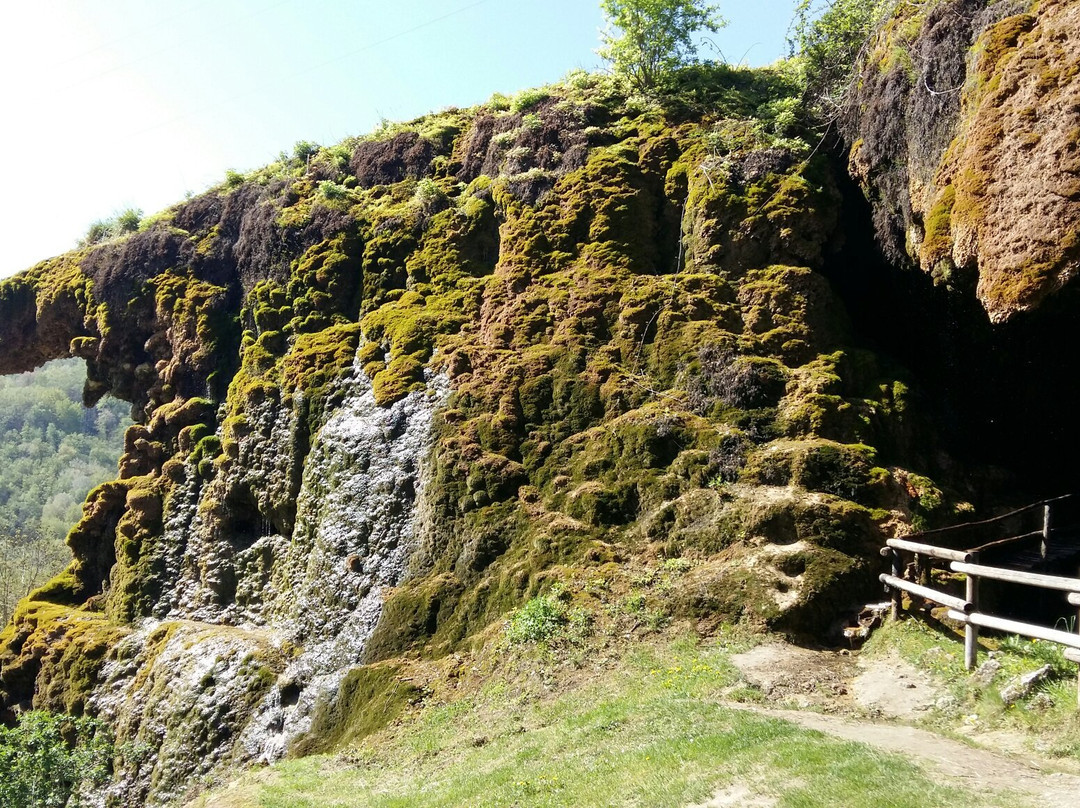 Grotte di Labante景点图片