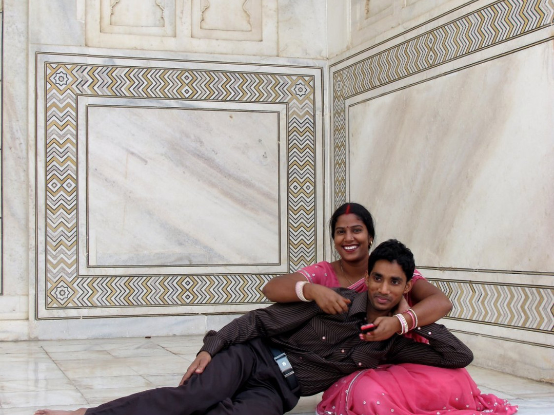 Owic Car Rental-阿格拉必去景点