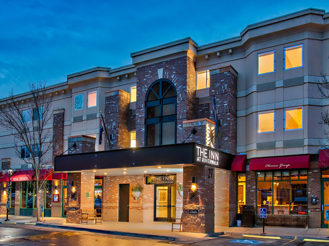 河道旅馆&套房酒店主图