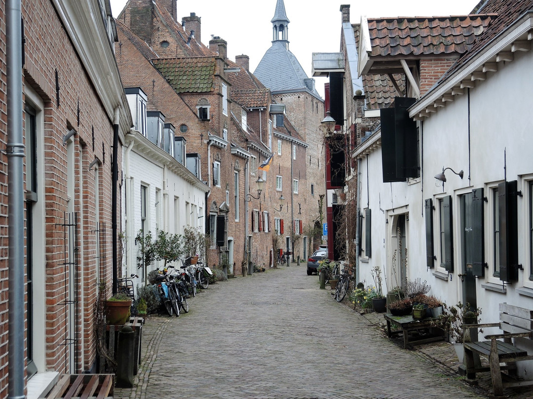 阿默斯福特旅游景点-Muurhuizen