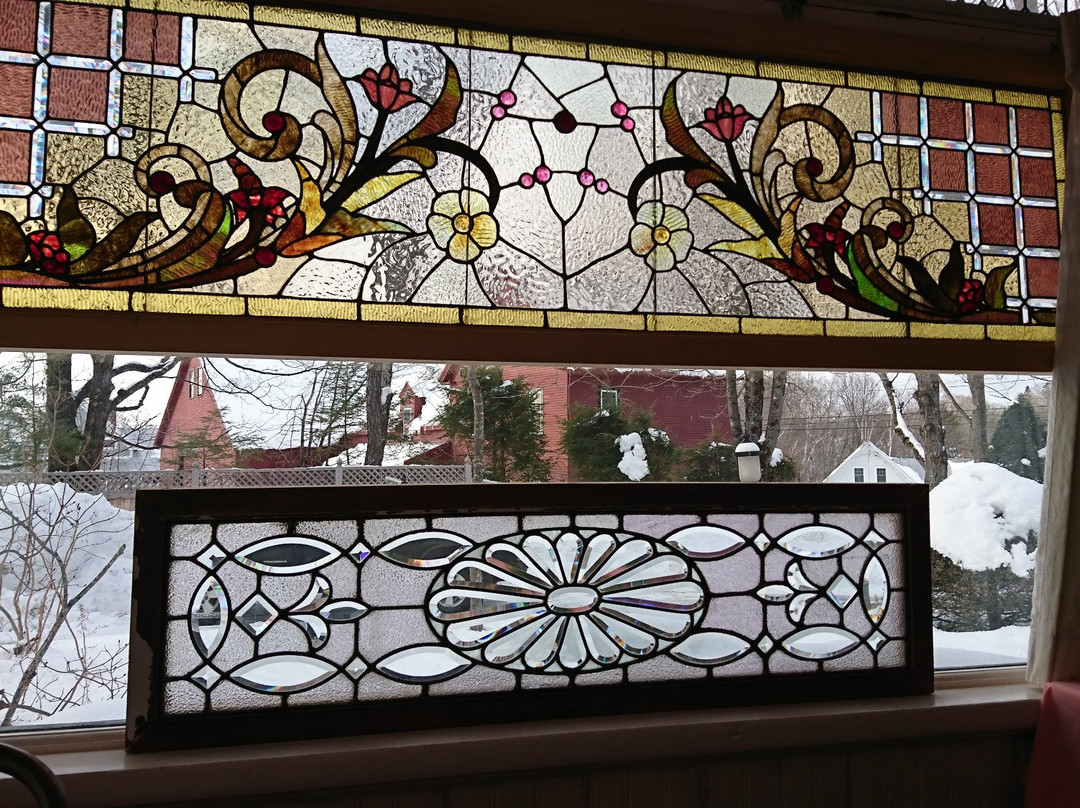 Three Stanley Avenue主图