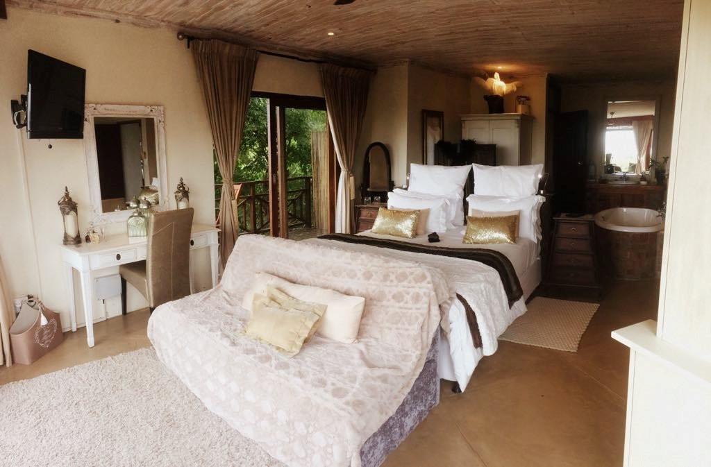 A Whale of a View主图