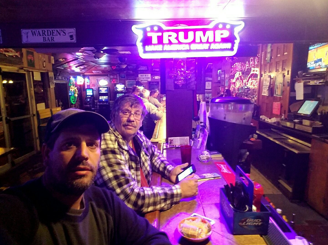 Artie's Sports baB景点图片